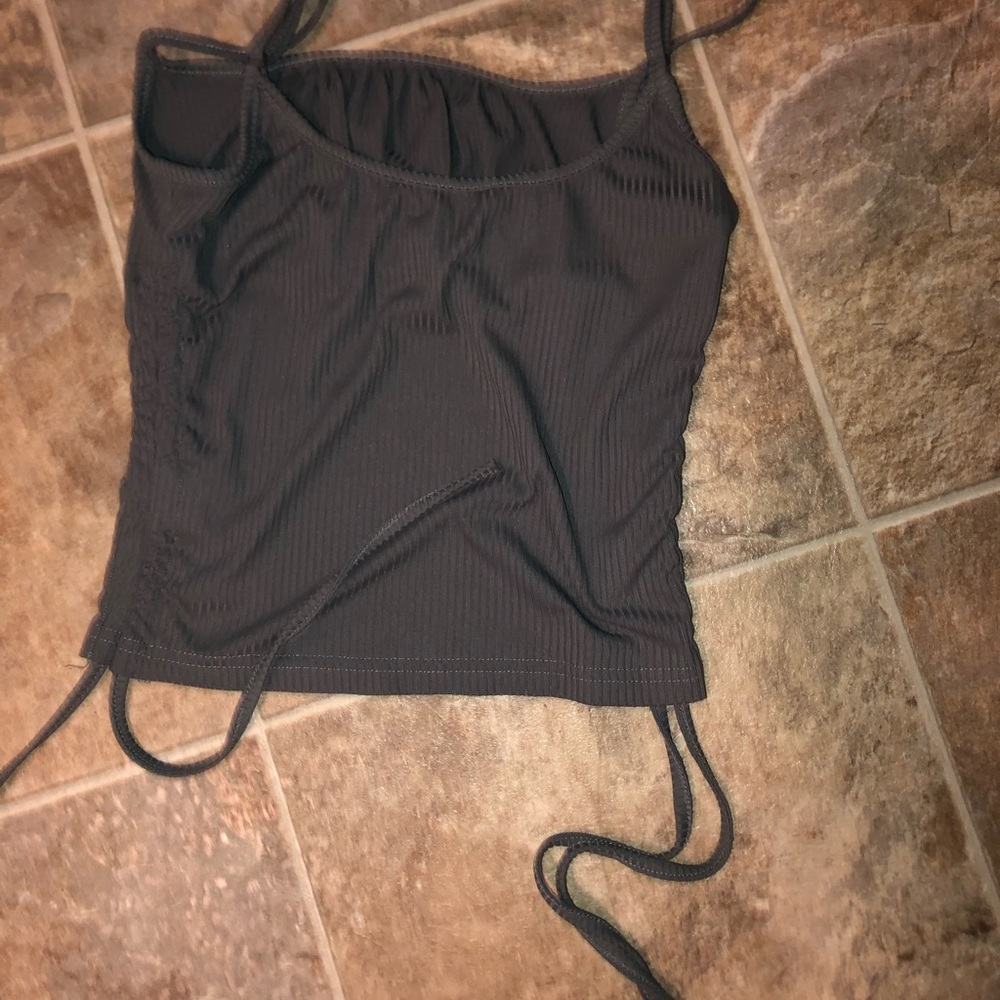 Ripped Ruched Drawstring Cropped Cami Top - Picture 3 of 3